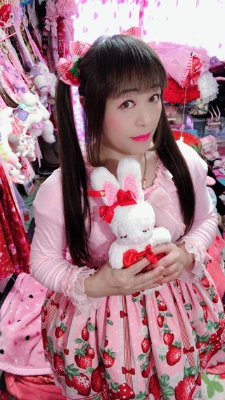 愛美まなみん  について