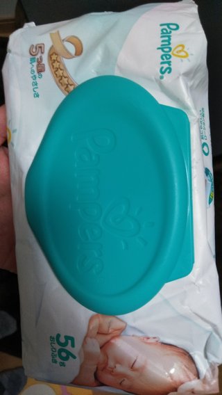 このパンパースのお尻拭き普通にドラッグストアにある？