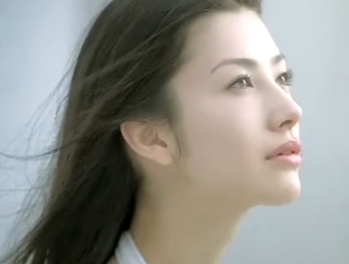 綾瀬はるかって骨太でゴツいのに美人扱い