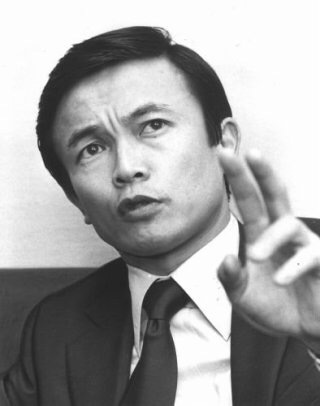 麻生太郎って顔見ただけで性格悪いってわかるよね。