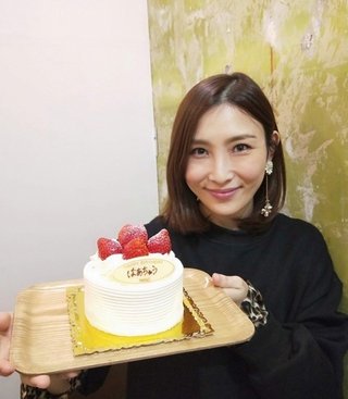 「裏の顔が怖すぎる」はあちゅうがアンチを特定し、“表の顔”を公開？ ネットから辛辣な声