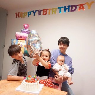 土屋アンナ、35歳迎え4人の子供に「母にしてくれてありがとう」