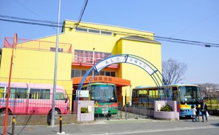 幼稚園が突然閉鎖、動揺する保護者「新しく探すのは…」