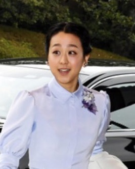 【フィギュアスケート】宮中茶会の浅田真央さんが「品がすごい｣｢美しい…｣とネットで話題