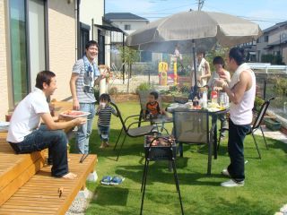 住宅街でのBBQは夜何時までが許容範囲？