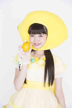 AKBで一番可愛いのって、フレッシュレモンになりたいのーの市川美織だよね？