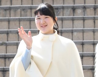 愛子様って、お父様似だと思ってたけど、お母様にも似てきたよね