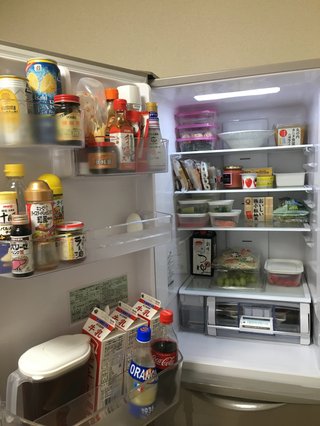 皆の家の冷蔵庫の中やキッチンを見せて
