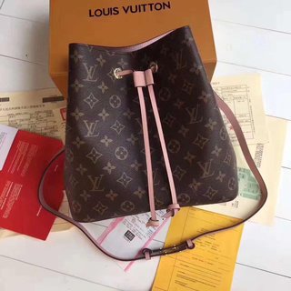 40代の女性に喜んでもらえる”誕生日プレゼント”の選び方