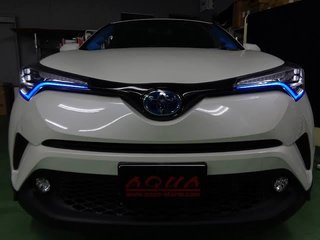 黒のハリアー乗ってるママって