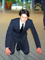 薬中の田口の土下座ってさ