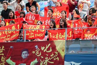 【韓国】世界水泳、盛り上げに“偽サポーターズ”動員　地元紙「お金で空席埋めている」