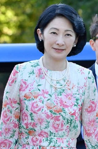 紀子さま、民間機を利用した「逆張り」外交の意図とは