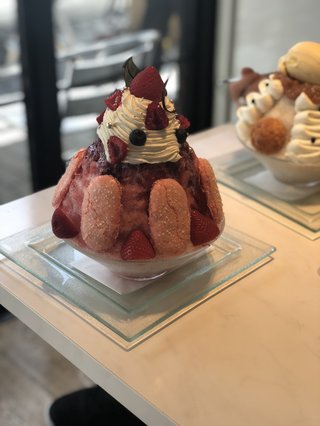 &#x{11:F8E2};なんでもいｰから&#x{11:F8E2};