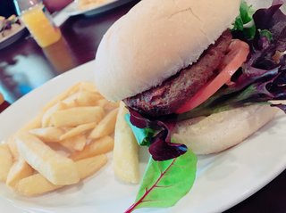 お金持ちの人来てー。庶民には味わえないような