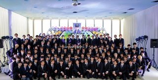 森田剛だけコメントなし、葬儀にも不参加