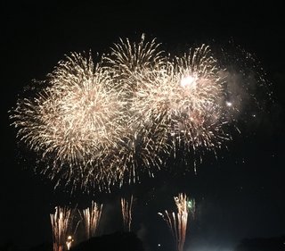 &#x{11:F8E2};なんでもいｰから&#x{11:F8E2};