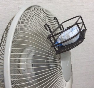 「扇風機＋保冷剤＝涼しい」ツイートが話題 より効果的に冷やす置き場所は？