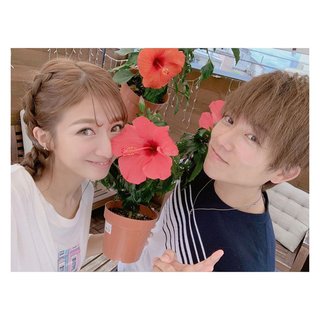 「幸せな家庭を大切に」「ずっと大好きだよ」　辻希美＆杉浦太陽、12回目の結婚記念日をラブラブ報告