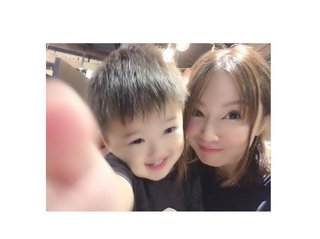 鈴木亜美さんの目がピザみたいな形してると話題に