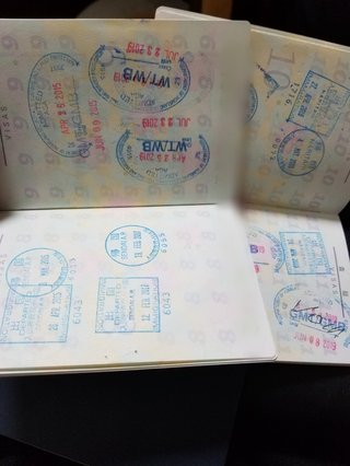 見栄っ張りのママスタ民！そろそろパスポートの出入国スタンプぐらい貼ってよ