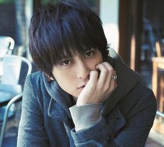 俳優の吉沢亮とケミストリーの堂珍くんどっちがイケメン？