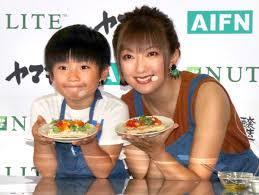 山田まりや　長男との親子初共演に「震えるほど緊張してます」