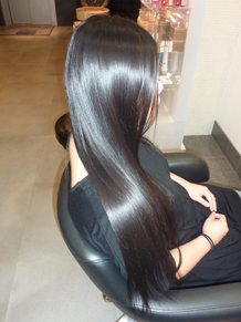 40過ぎても毛量が多いと物凄く若く見える