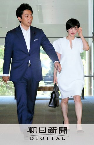 【速報】小泉進次郎　滝川クリステル　結婚・妊娠