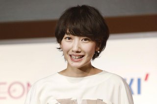 【波瑠】熱愛　同じ年の俳優と宮古島旅行