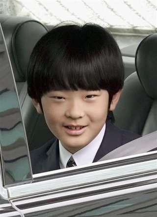 悠仁様。替え玉説