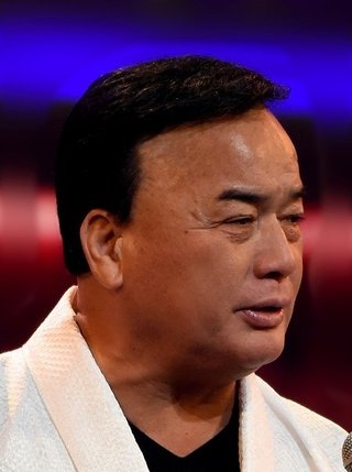 台風15号の生放送で明暗 細川たかしに「マジでプロ」と絶賛、一方あのアナにまた批判が集まったワケ