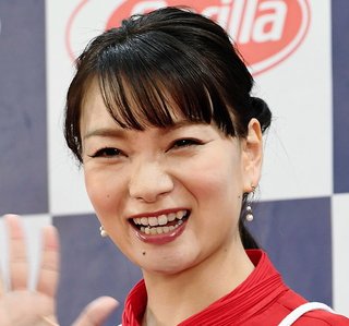 保田圭　モー娘。時代の不満の数々を告白…　ジャケットピンぼけ、写真集の撮影は…