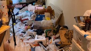 部屋が汚すぎる　ゴミ部屋