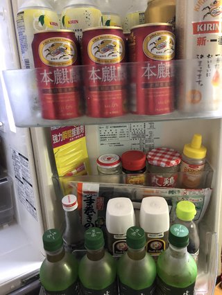 皆の家の冷蔵庫の中やキッチンを見せて
