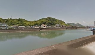 小学２年男児が川で行方不明 