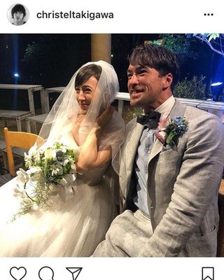 滝クリ 花嫁姿＆弟との2ショット公開で「無事に結婚式終えました」