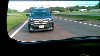 あおりエアガンの男、車損壊容疑で逮捕「腹立ち撃った」