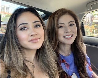 武田久美子、娘との並んだ2ショットを公開「美人親子」「素敵」の声