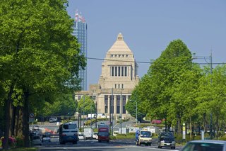 「セクシー」な小泉進次郎さん、目立つアイコンとしてのメリットを考える