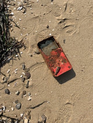 【小豆島】[拡散希望] 先日エンジェルロードにタイムカプセルが流れ着きました。