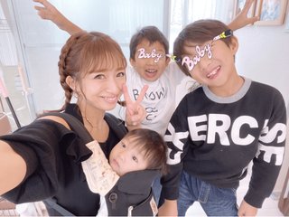 辻希美、三人の息子たちとのハロウィンメイク風ショット公開「今日は朝から…」