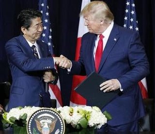 ムン大統領には韓日確執言及しなかったトランプ大統領、安倍首相には自分から切り出し最後まで聞く