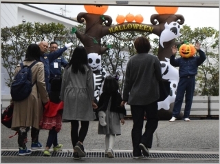 山口組のハロウィンお菓子　もらわぬよう警察が圧力