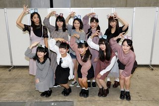 AKBチーム8 新メンバー10人お披露目！柏木由紀は“16歳下”に戸惑い「接し方が分からない」