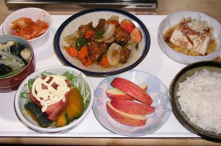 今晩の私の献立がこちら。私いいお嫁さんになれますかね？