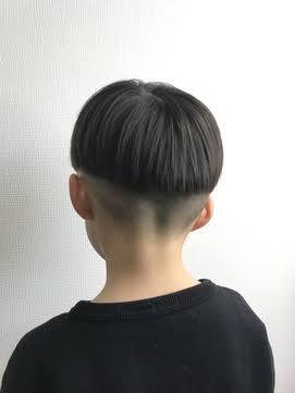 子供の坊ちゃん刈りみたいなキノコ頭