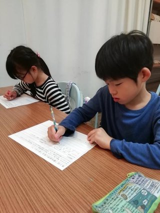 優先席を譲らない大人がいたら？　小4が編み出した解決法が予想外