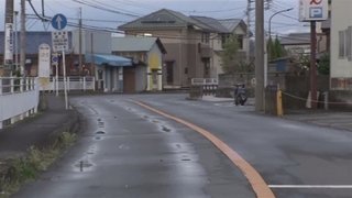 【神奈川】バイク転倒 １０代男女が死傷　平塚市
