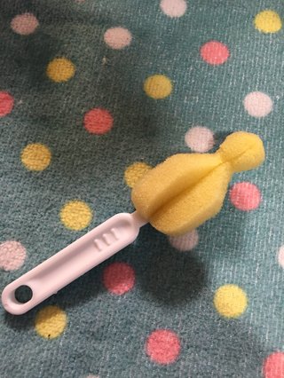 このスポンジのメーカーと売ってるお店知ってる方！